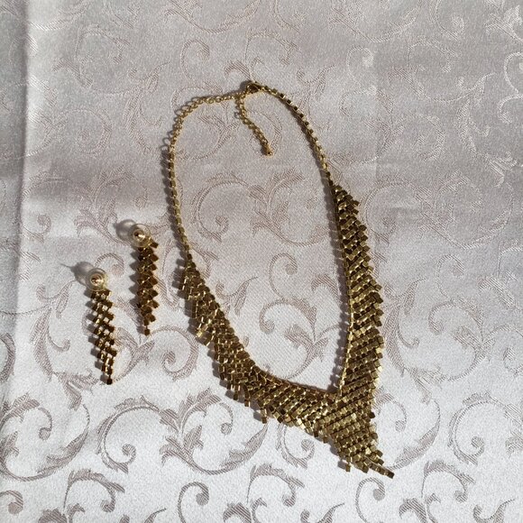 Vintage Rhinestone waterfall necklace & earrings set.  Stunning. - Picture 6 of 7